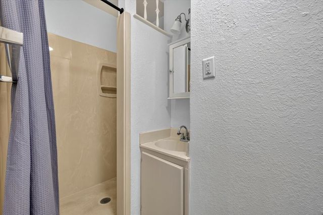 1030 Isla, Stephenville, TX 76401