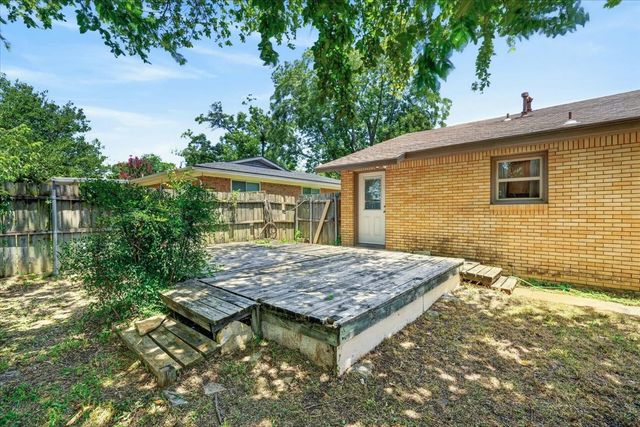 1030 Isla, Stephenville, TX 76401