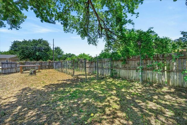 1030 Isla, Stephenville, TX 76401