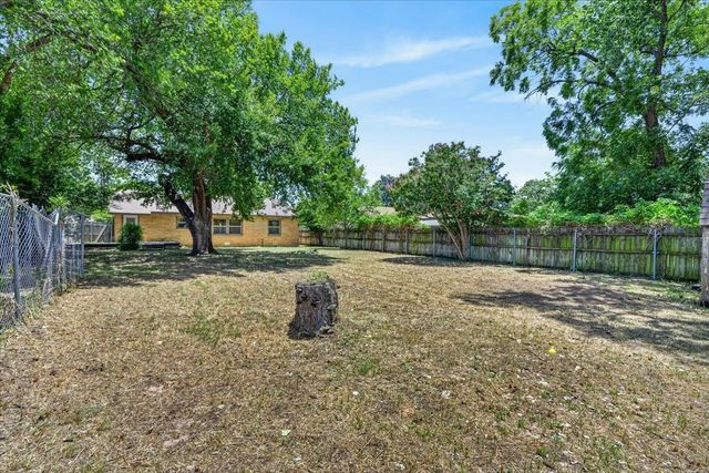 1030 Isla, Stephenville, TX 76401