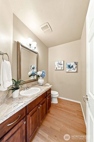 13915 SE 238th Place, Kent, WA 98042