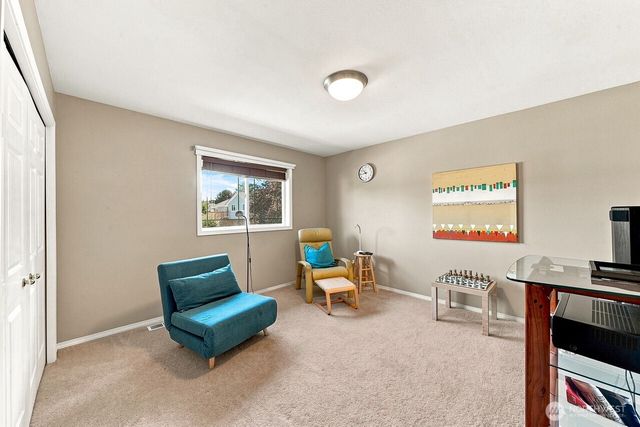 13915 SE 238th Place, Kent, WA 98042