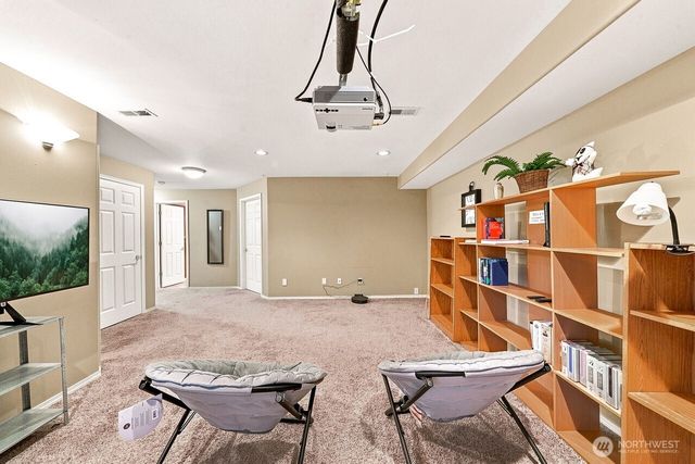 13915 SE 238th Place, Kent, WA 98042