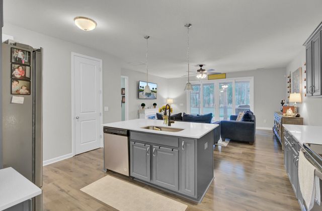 1087 Magnolia Warbler Way, Ravenel, SC 29470