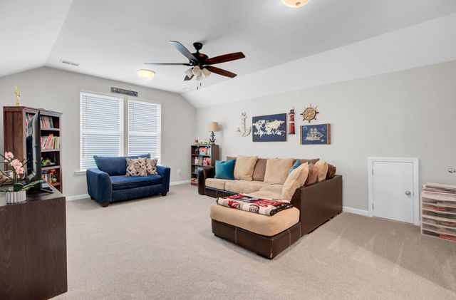 1087 Magnolia Warbler Way, Ravenel, SC 29470