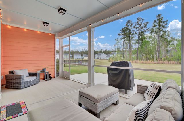 1087 Magnolia Warbler Way, Ravenel, SC 29470