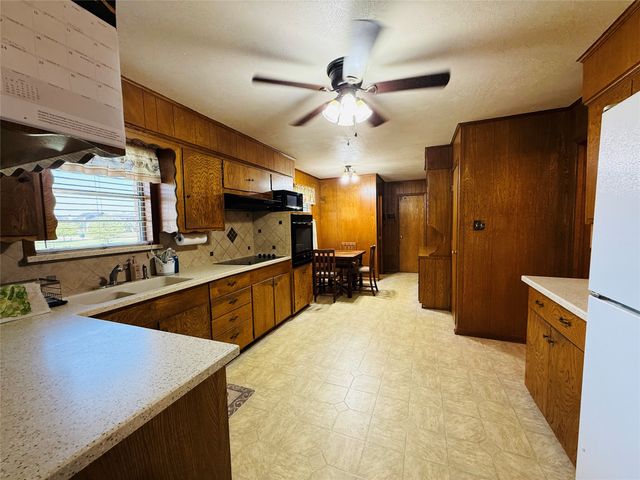 1117 Laurence Drive, Heath, TX 75032