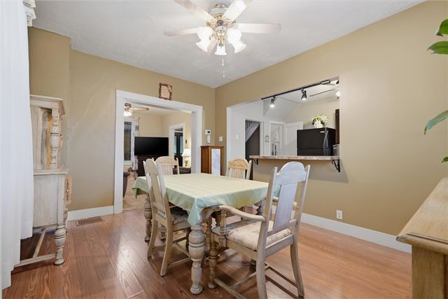 1313 Kenneth Ave, New Kensington, PA 15068
