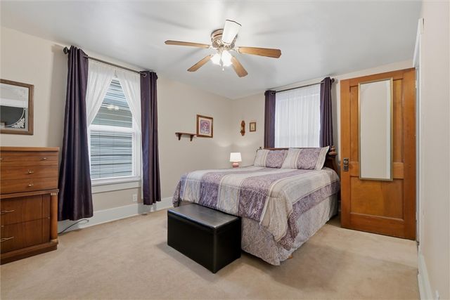 1313 Kenneth Ave, New Kensington, PA 15068