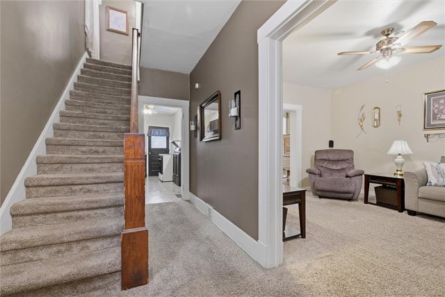 1313 Kenneth Ave, New Kensington, PA 15068