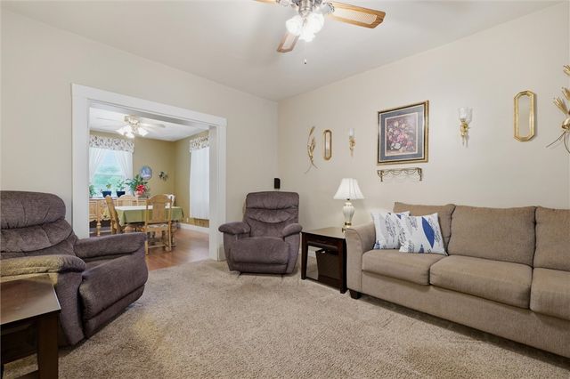 1313 Kenneth Ave, New Kensington, PA 15068