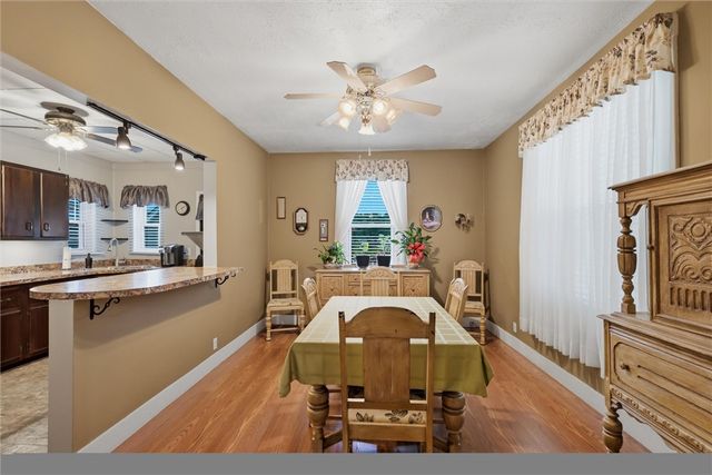 1313 Kenneth Ave, New Kensington, PA 15068