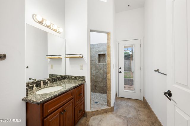 522 W MARLETTE Avenue, Phoenix, AZ 85013