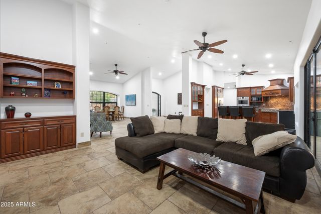 522 W MARLETTE Avenue, Phoenix, AZ 85013