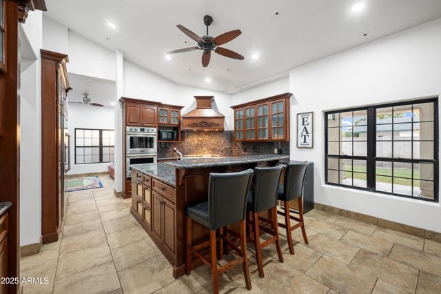 522 W MARLETTE Avenue, Phoenix, AZ 85013