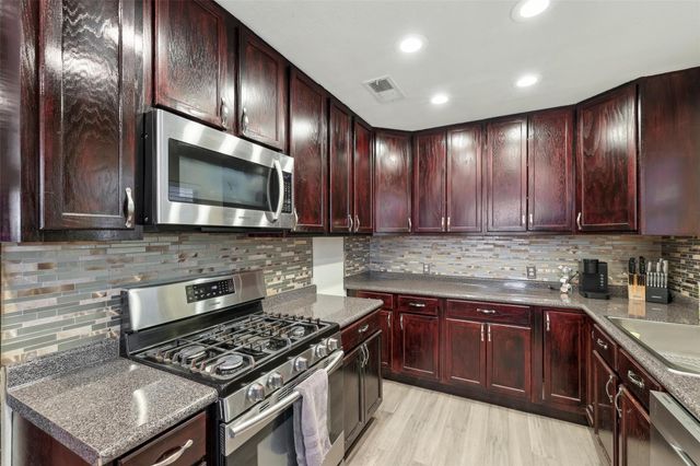 1406 S 47th ST, Temple, TX 76504