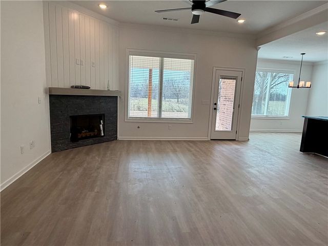 1817 Farmer Street, Pea Ridge, AR 72751