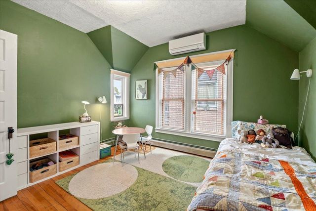 2422 E 22nd Street, Minneapolis, MN 55406