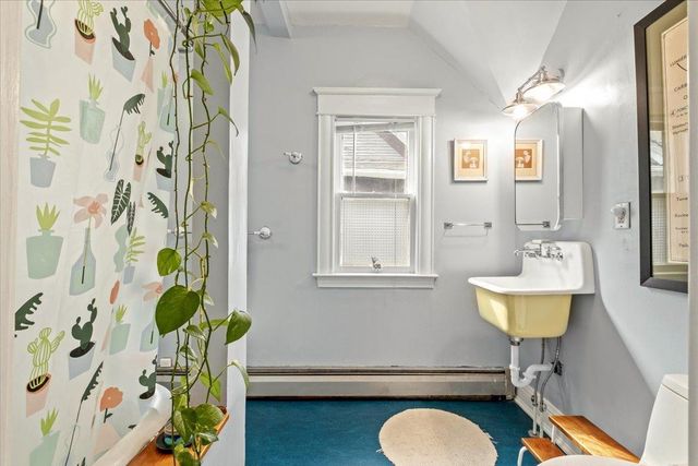 2422 E 22nd Street, Minneapolis, MN 55406