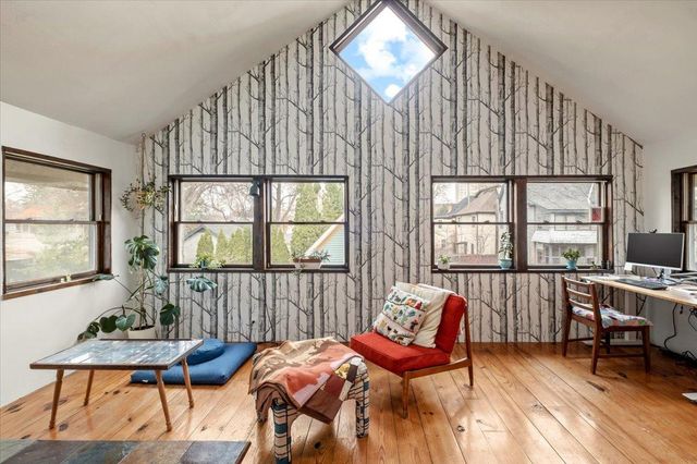 2422 E 22nd Street, Minneapolis, MN 55406