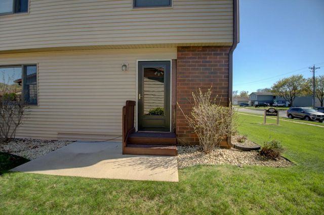 730 10th AVENUE N, Onalaska, WI 54650