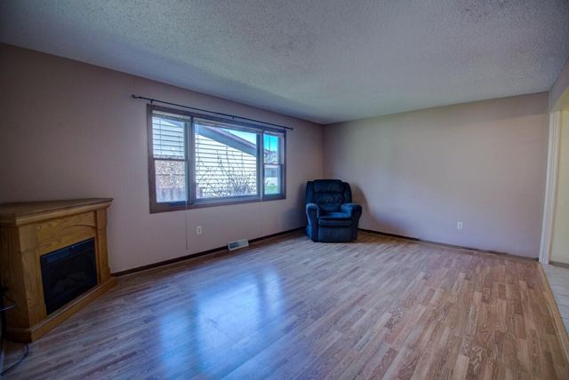 730 10th AVENUE N, Onalaska, WI 54650