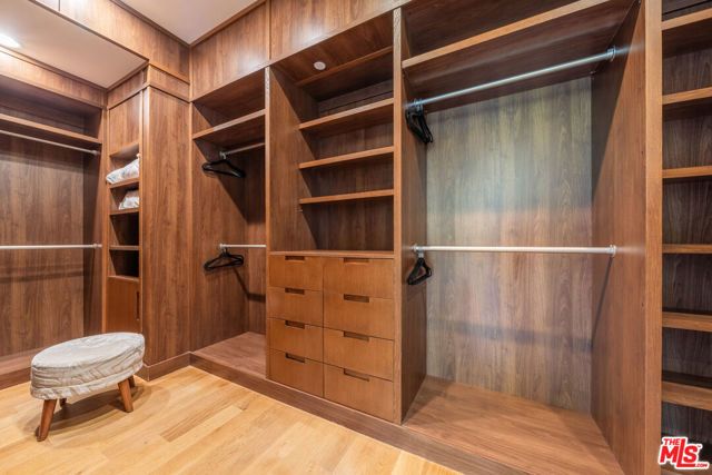 6359 Colgate Ave, Los Angeles, CA 90048