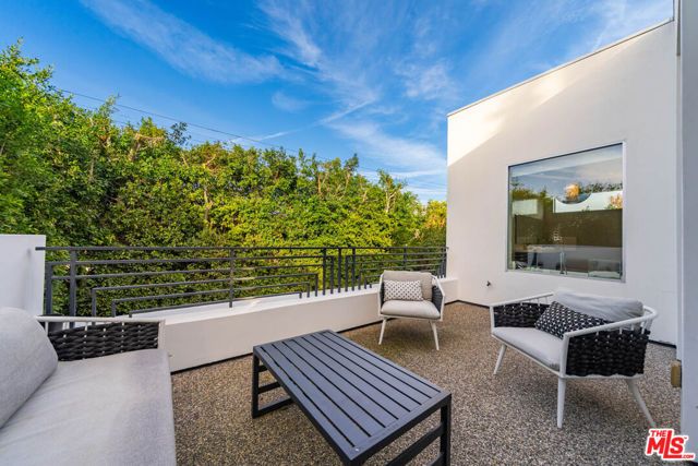 6359 Colgate Ave, Los Angeles, CA 90048