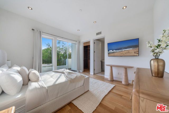 6359 Colgate Ave, Los Angeles, CA 90048