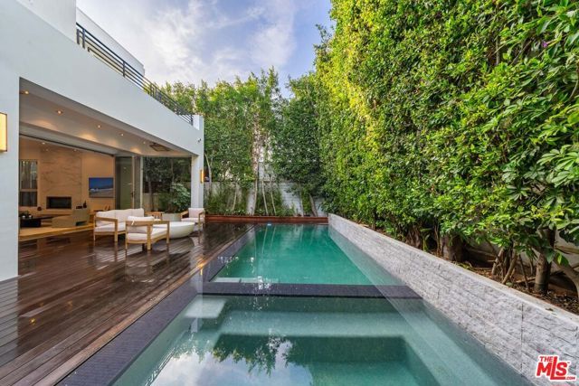 6359 Colgate Ave, Los Angeles, CA 90048