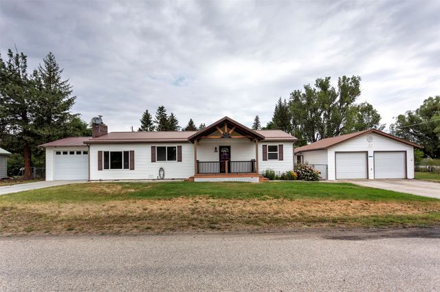 296 S Sapphire Street, Hamilton, MT 59840