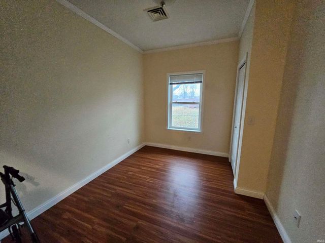 617 S Hadley Road, Fort Wayne, IN 46804