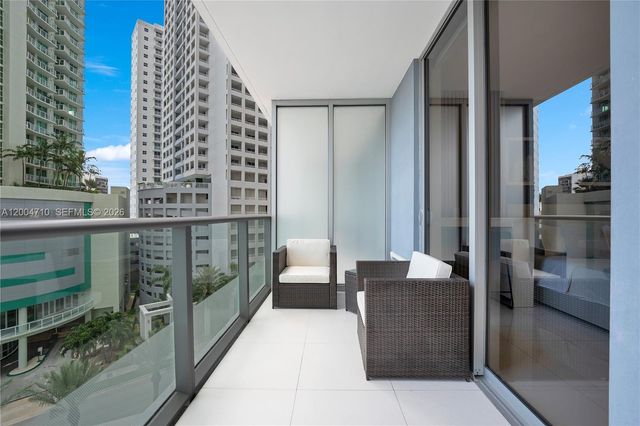 1300 Brickell Bay Dr 706, Miami, FL 33131