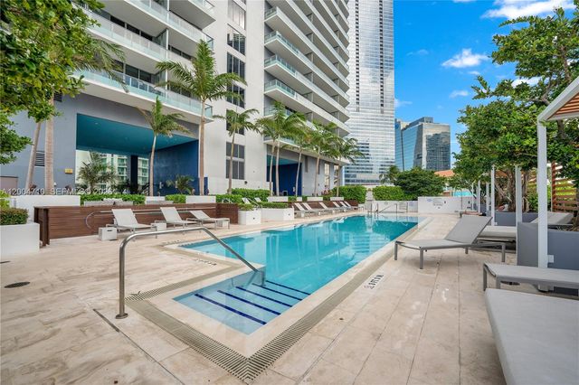 1300 Brickell Bay Dr 706, Miami, FL 33131