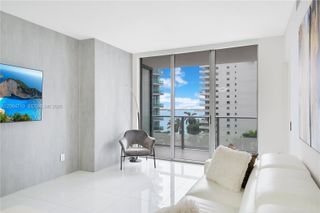 1300 Brickell Bay Dr 706, Miami, FL 33131