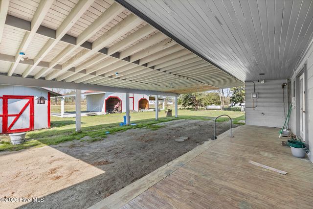 325 Bartlett Road, Warsaw, NC 28398