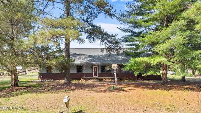 325 Bartlett Road, Warsaw, NC 28398