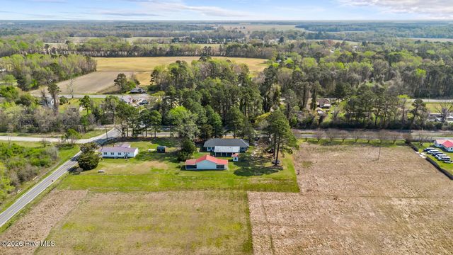 325 Bartlett Road, Warsaw, NC 28398