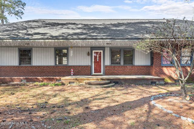 325 Bartlett Road, Warsaw, NC 28398