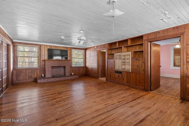 325 Bartlett Road, Warsaw, NC 28398