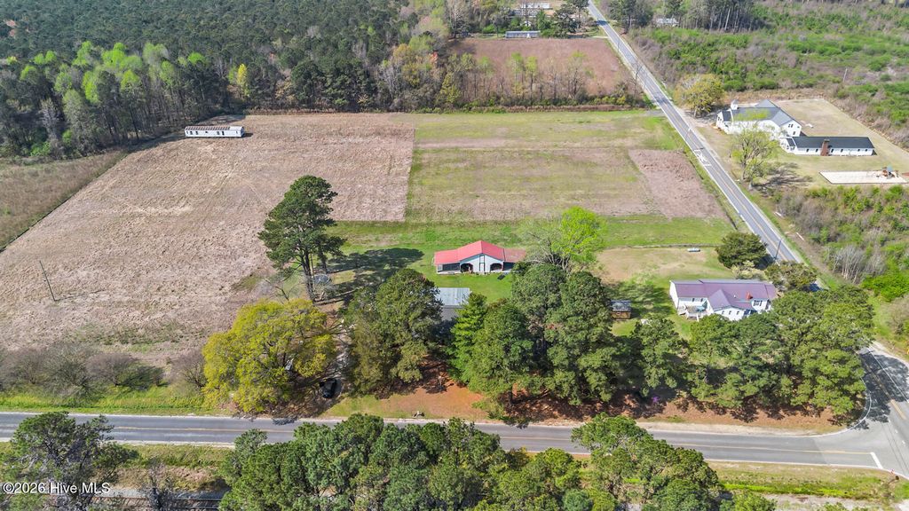325 Bartlett Road, Warsaw, NC 28398