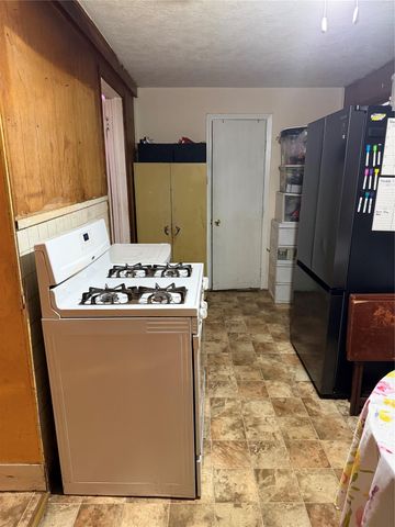 6211 Los Angeles Street, Houston, TX 77026