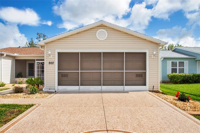 807 CAMINO DEL REY DRIVE, The Villages, FL 32159