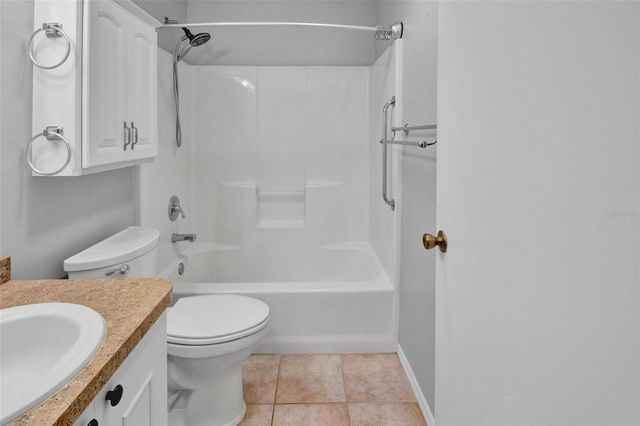 807 CAMINO DEL REY DRIVE, The Villages, FL 32159