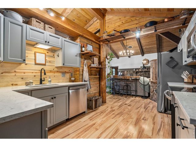 32224 Poudre Canyon Rd, Bellvue, CO 80512