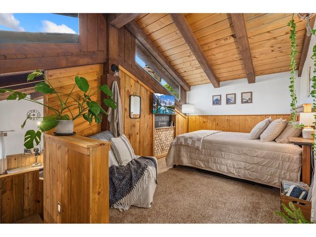 32224 Poudre Canyon Rd, Bellvue, CO 80512
