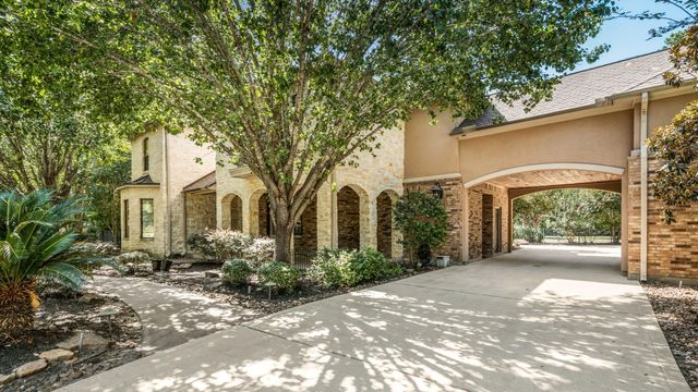 25822 Bridle Creek Drive N, Magnolia, TX 77355