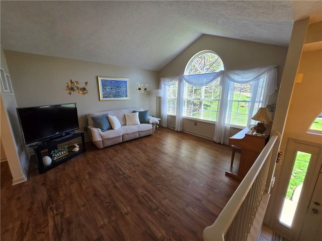 319 Banbury Crossing, Richland, PA 15044