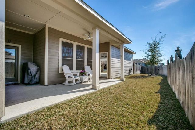 18423 Blue Hollow Heights Drive, Cypress, TX 77433