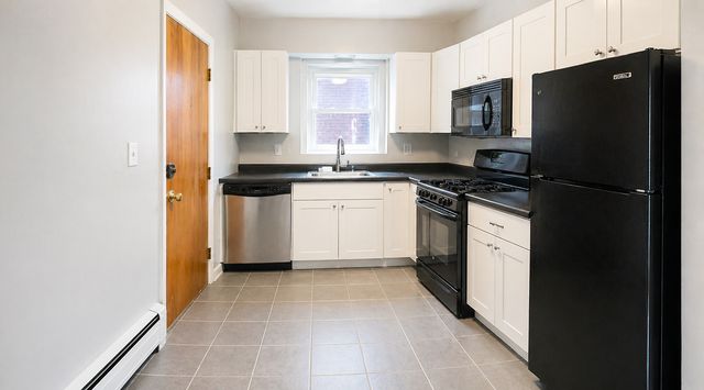 214 S Oak Park Avenue 4, Oak Park, IL 60302